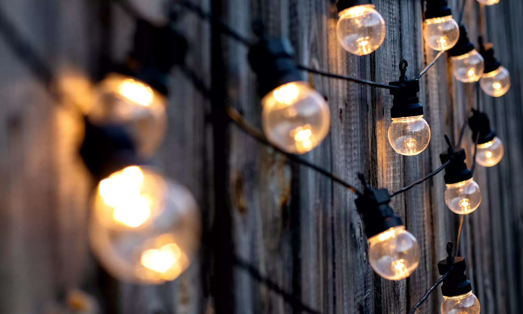 1, 2 ou 4 guirlandes solaires "Party Clear Solar" de Lumisky