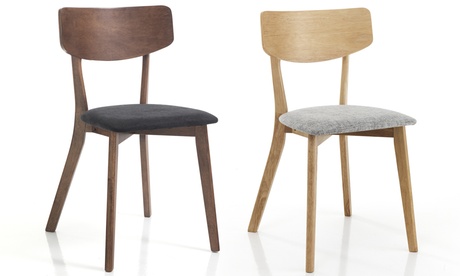 Set di 2 sedie Varm in legno massello, disponibile in 2 modelli e colori