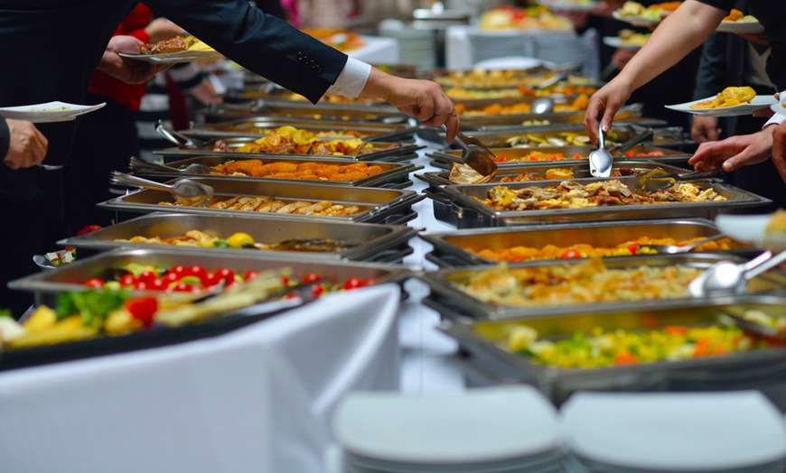 Image 8: Iftar Buffet with Ramadan Beverages at Al Tazeem Restaurant