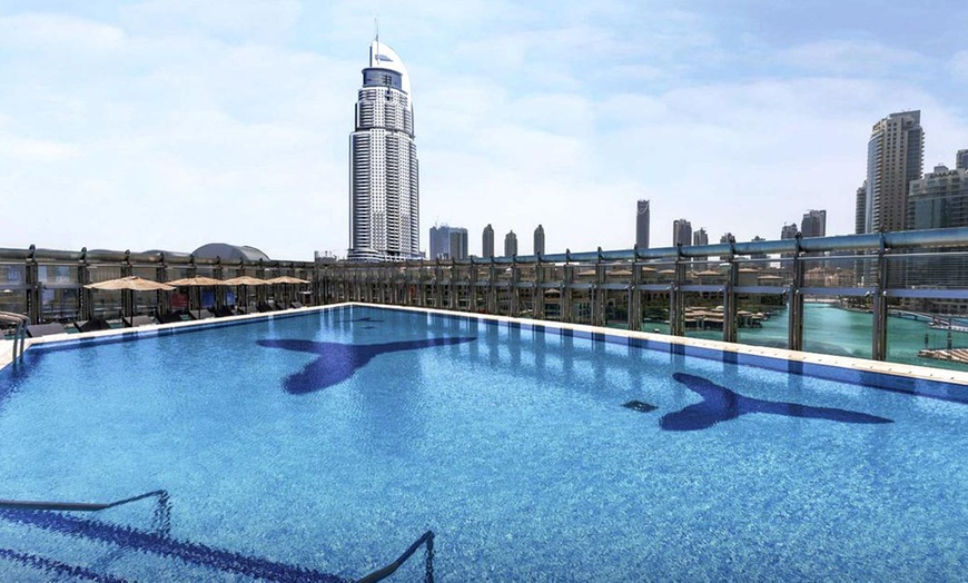 Image 4: Pool & BBQ at Burj Club