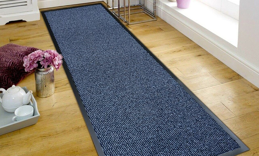 Image 7: Indoor and Outdoor Mat