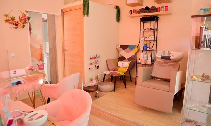 Sesión de peluquería completa con extras a elegir para 1 persona