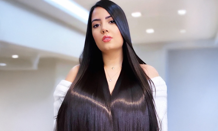 Image 3: Forfait coiffure, mèches ou lissage en option