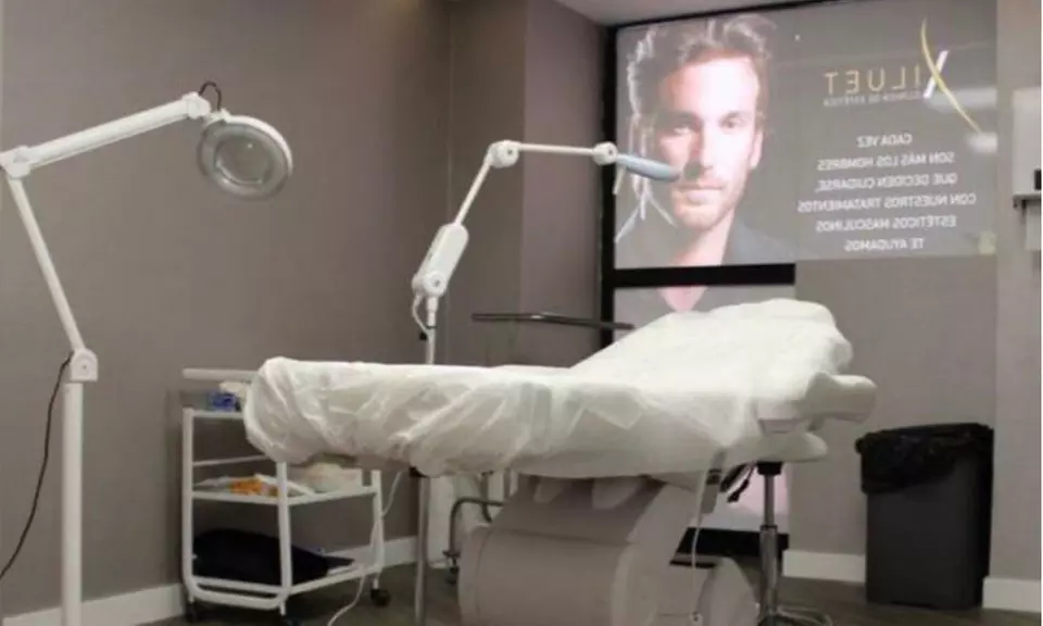 Sesiones de maderoterapia corporal o facial en Clinica Xiluet