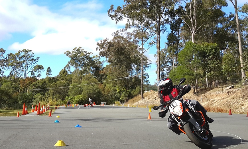 Image 2: Motorcycle Learners Permit Course