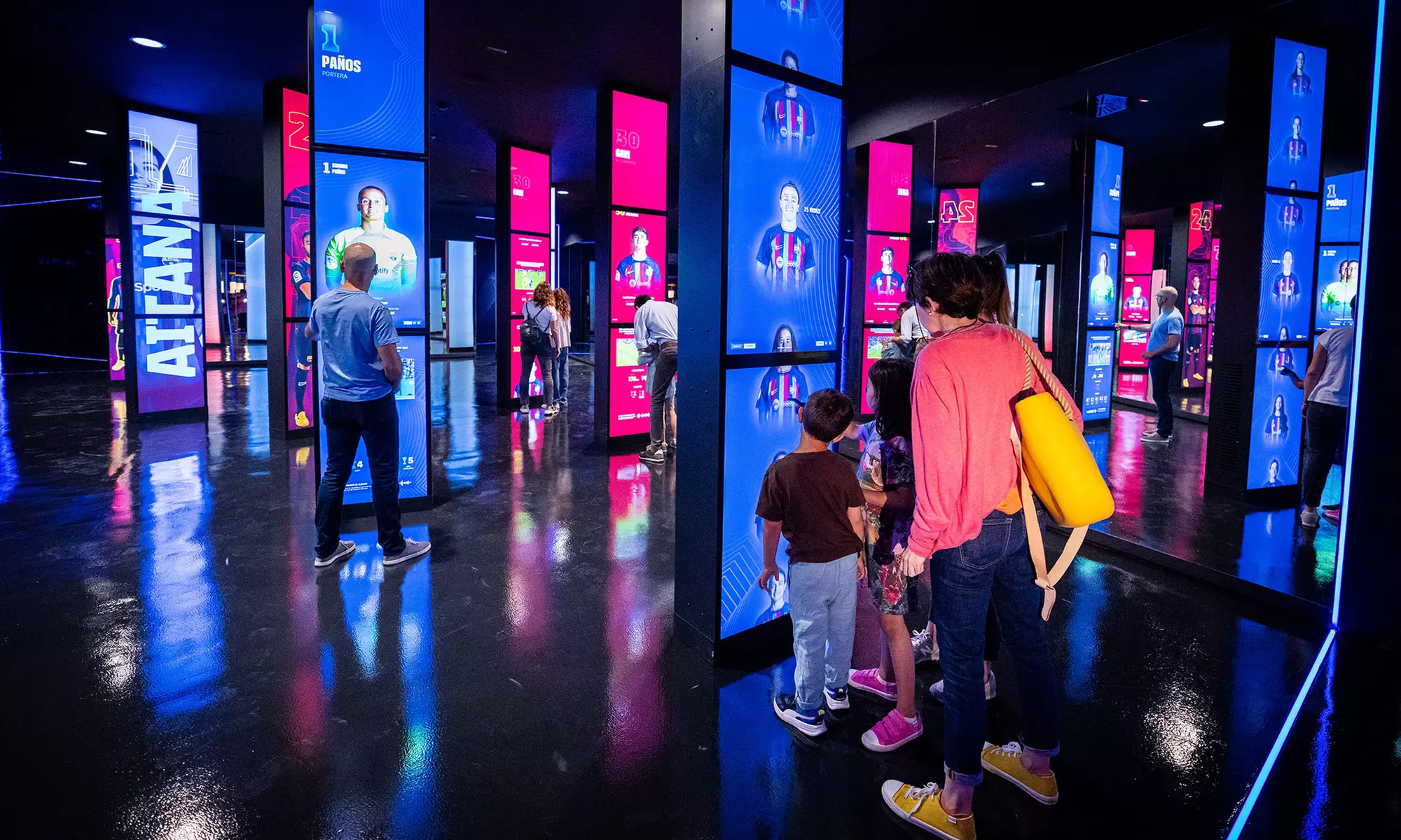 Descuento de hasta 50 % para 1 persona para el Barça Immersive Tour