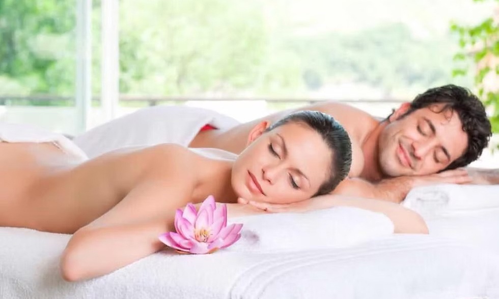 U Relax Spa: 30-Minute Couples Head Therapy for Neck & Shoulder Pain