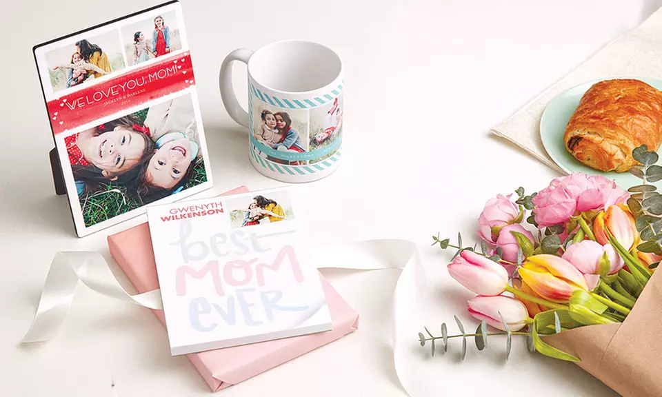 Cards & Stationery from Tiny Prints (50% Off). Four Options Available. - Primary Image