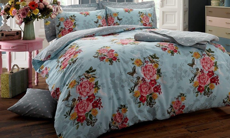 Image 12: Clearance Duvet Cover Set