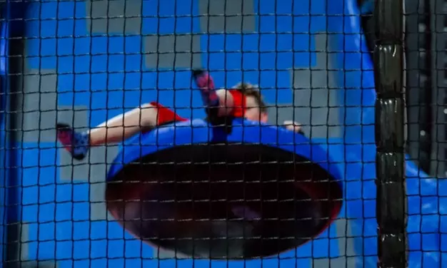 Enjoy w/ 60, or 120-Min Jump Pass for 1, 2, or 4 Person Valid Any Day