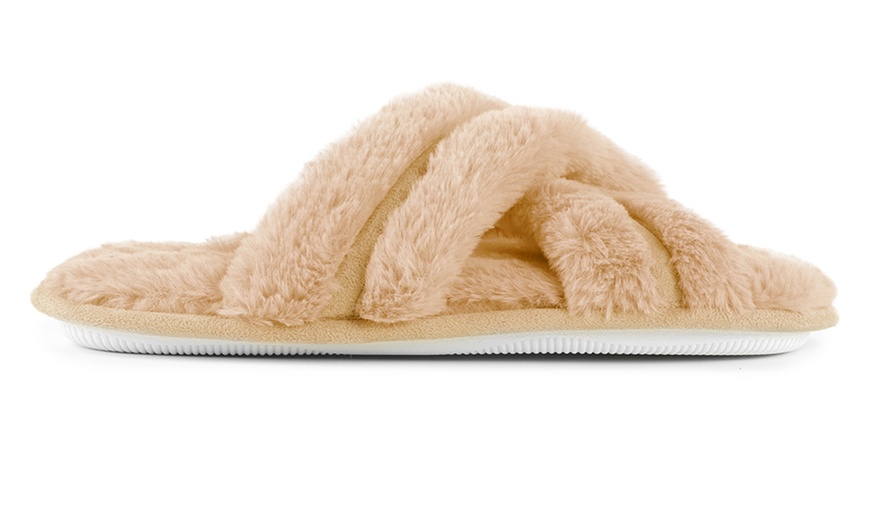 Image 4: Ladies Slip On  Spa Slippers