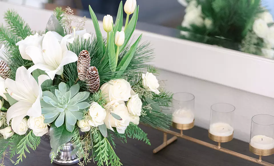 Exclusive Christmas Offer: $100 towards Beautiful Fresh Flower Bouquets from Teleflora® | Same Day Delivery Available (Save 28%)