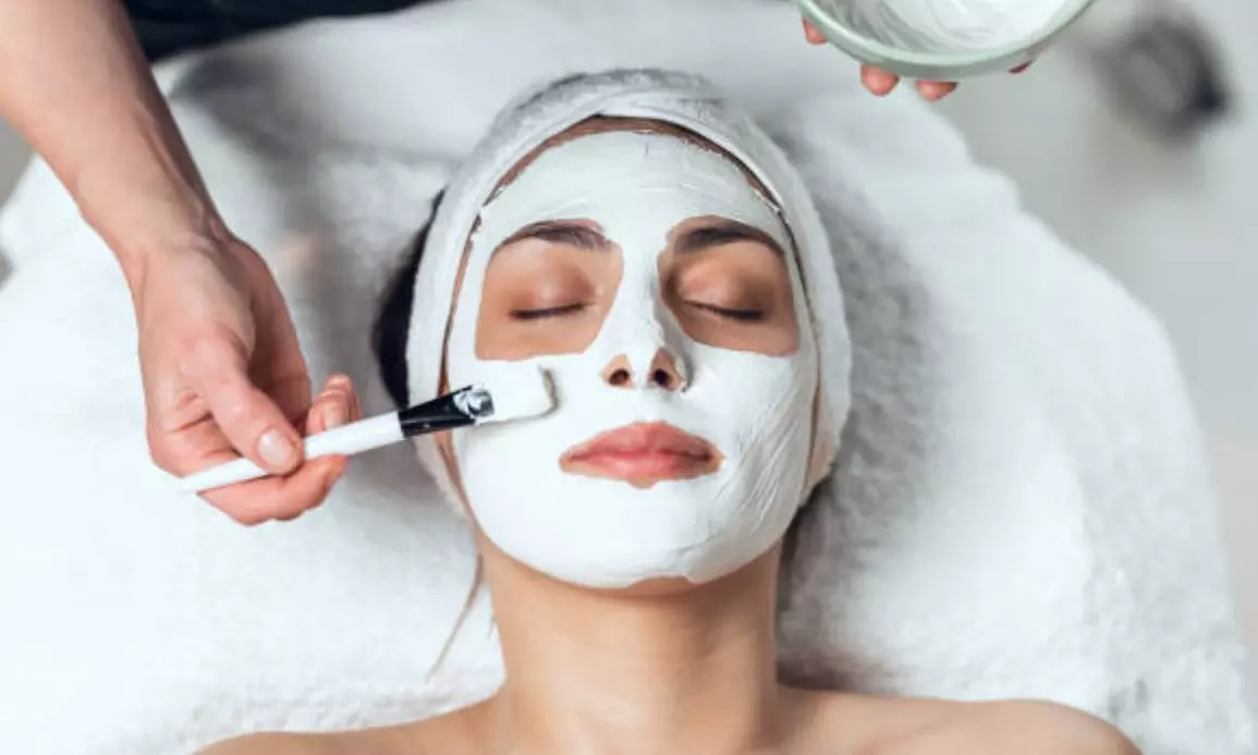 1 o 2 sesiones de limpieza facial con tratamiento a elegir para 1