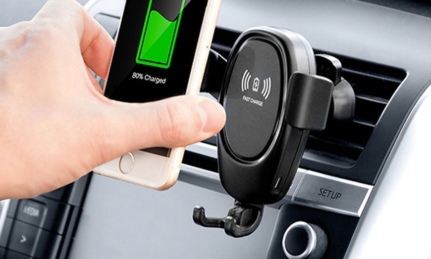 Image 1: Mobile Wireless Car Charger