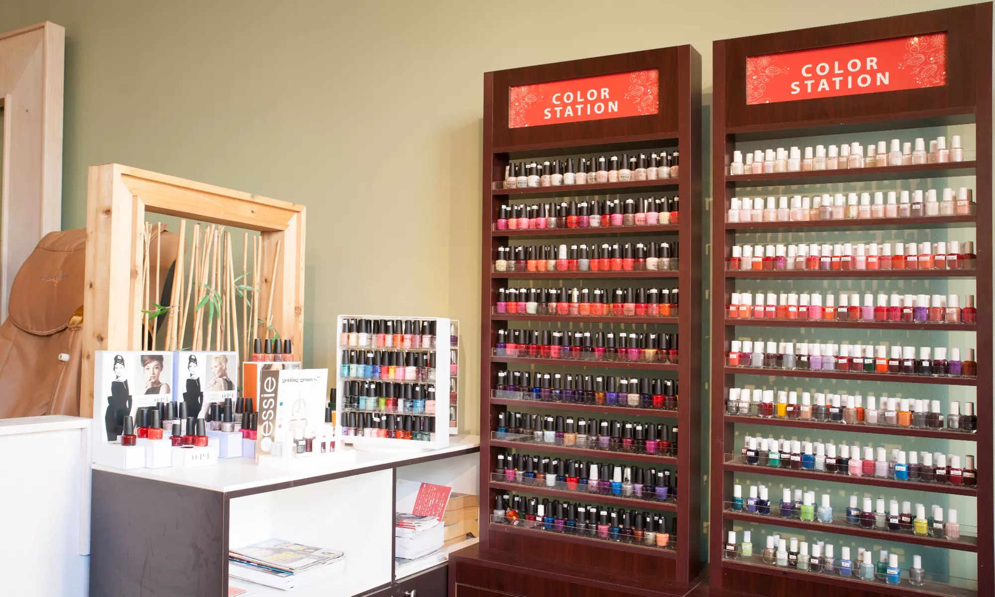 $35 for a Mani-Pedi at Bien Assorti ($42 Value) - Primary Image