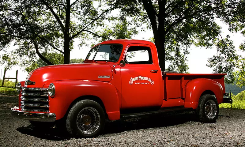 Explore Distillery Tours and Cocktail Classes with Moonshine