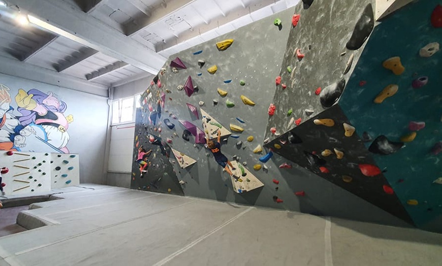 Image 8: Bouldering: całodzienne bilety, zajęcia z instruktorem lub karnety