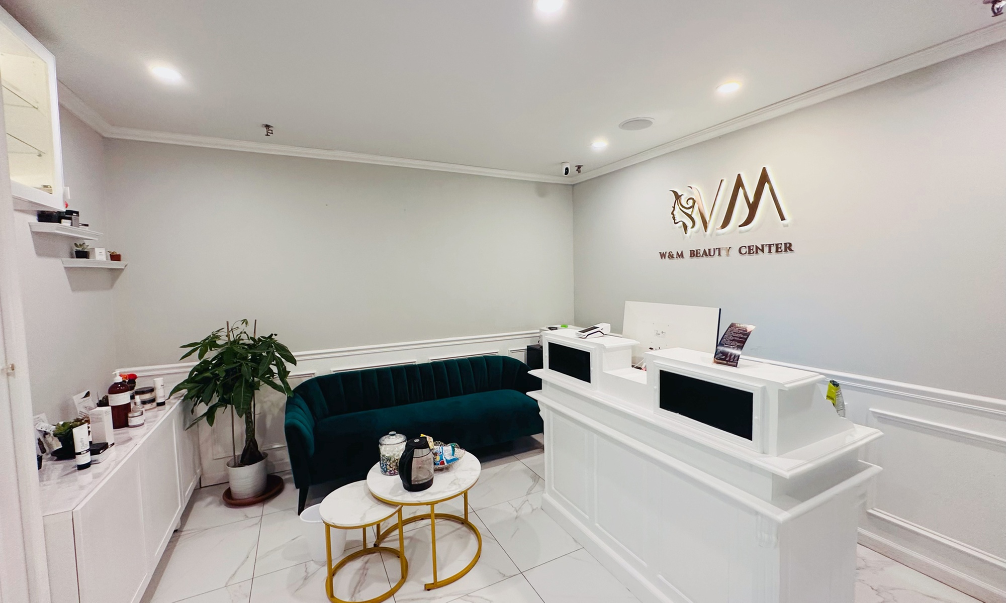 Revitalize Your Skin: HydraFacial & Hydrodermabrasion at W&M Beauty