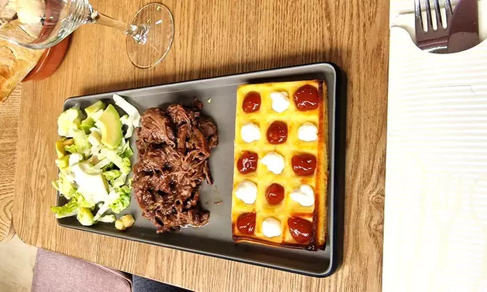 Menú venezolano para 2 o 4 con entrante, principal, postre y bebida