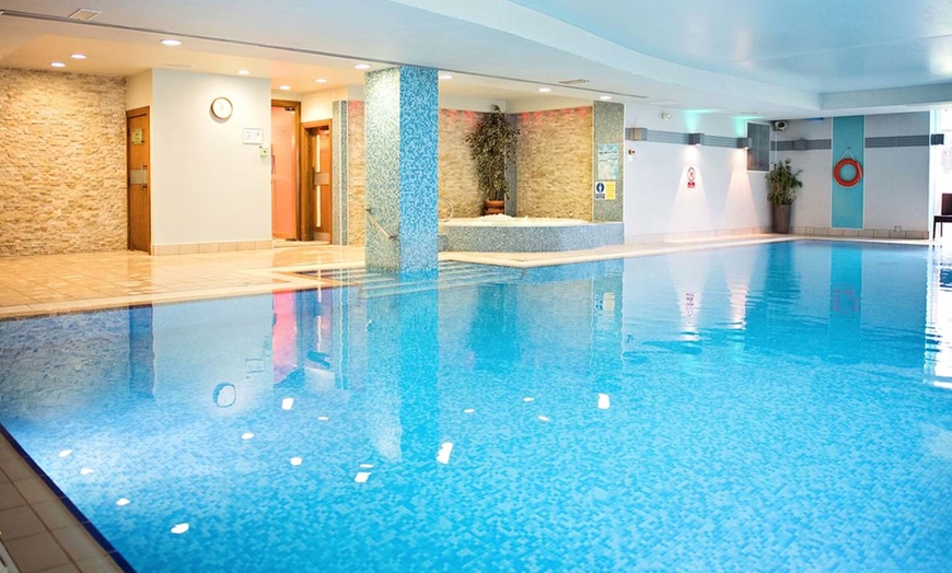 Image 11: Spa Day with 50min ELEMIS Treatment, Two Course Lunch & Prosecco