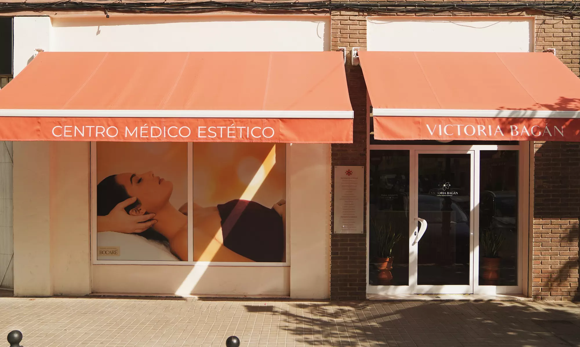 Higiene facial con microdermoabrasión y Kobido o lifting facial