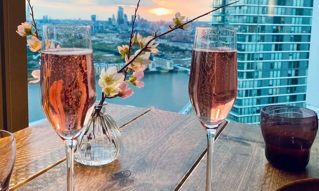 Experience Three-Course Brunch with Cocktail and View of the City!