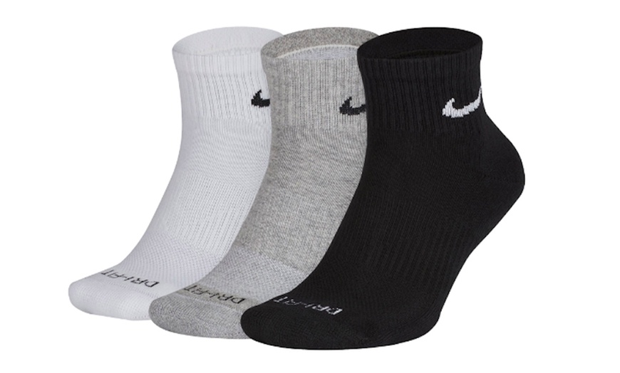 Image 6: Nike Socks Three-Pack