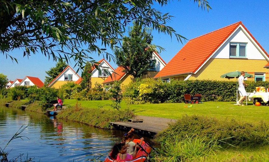 Image 1: Westfriesland: 3 oder 4 Nächte in einer Ferienvilla, opt. mit Sauna