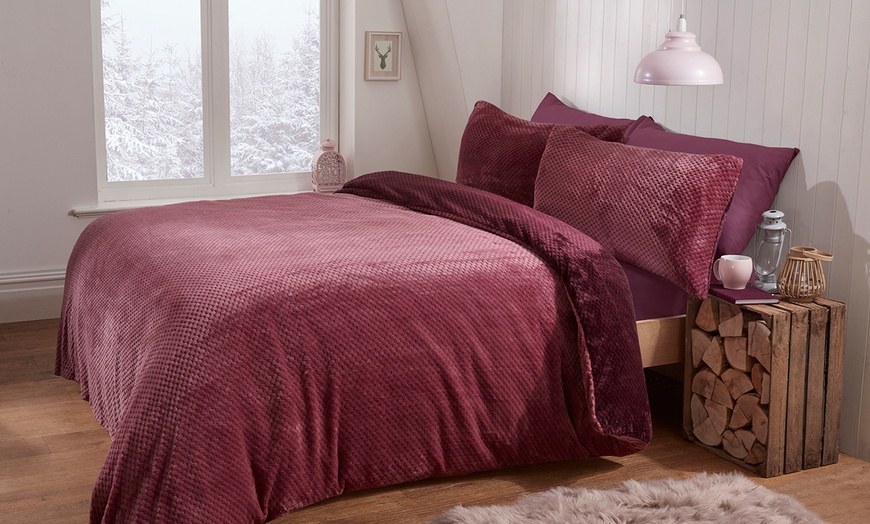 Image 8: Waffle Fleece Duvet Set