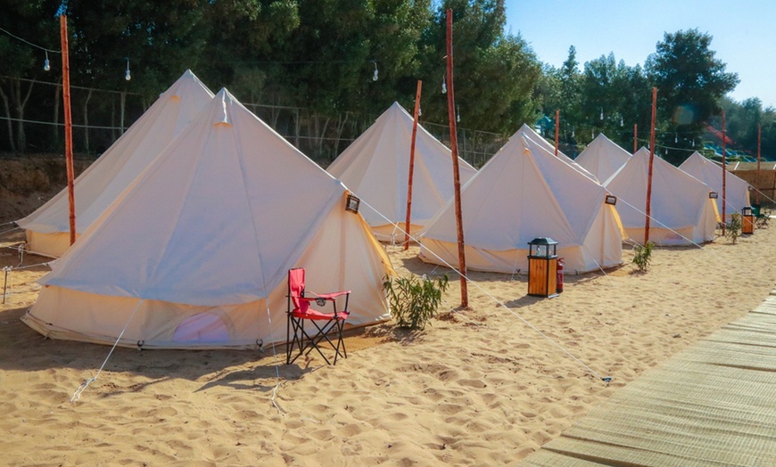 Image 4: RAK: 1-Night 4* Beach Camping Experience with Activities