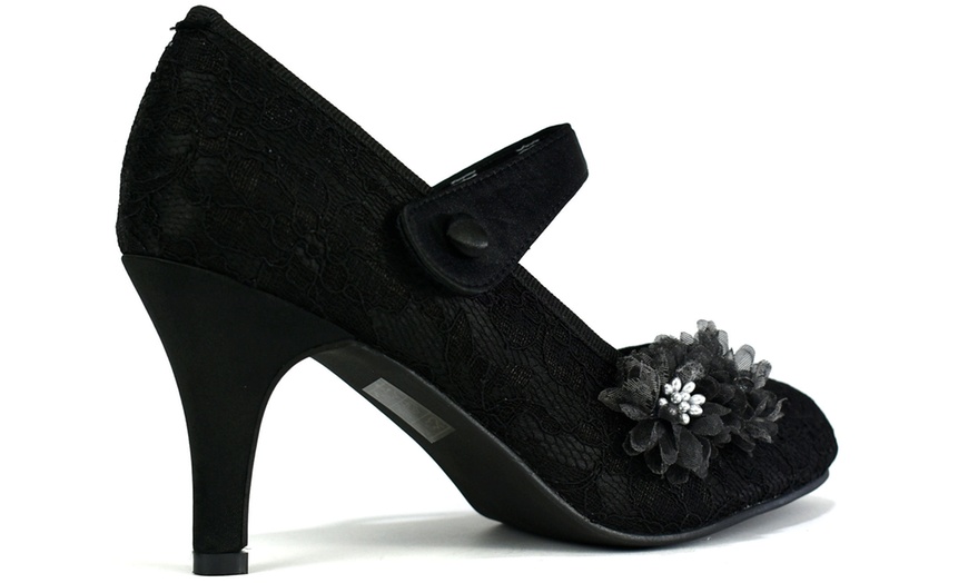 Image 4: Women's Floral Lace Shoes