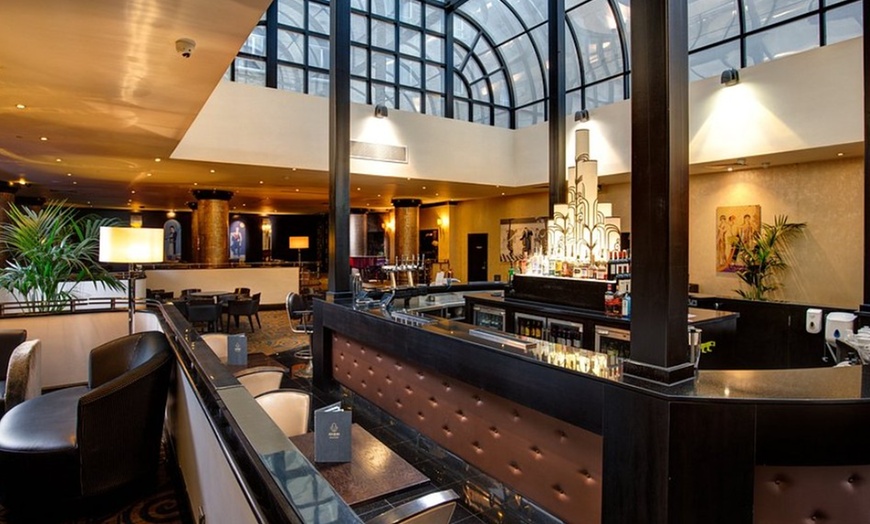 Image 2: Friday Live Jazz Night With Gourmet Main Course & Wine For Up to 4