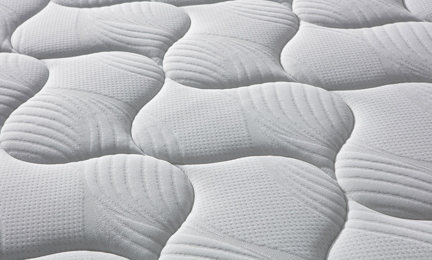 Image 4: Matelas Cosmos à mémoire de forme et ressorts ensachés, Sampur