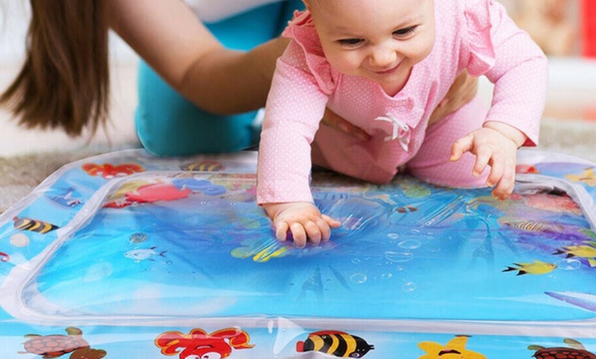 Image 5: Inflatable Water Sensory Play Mat