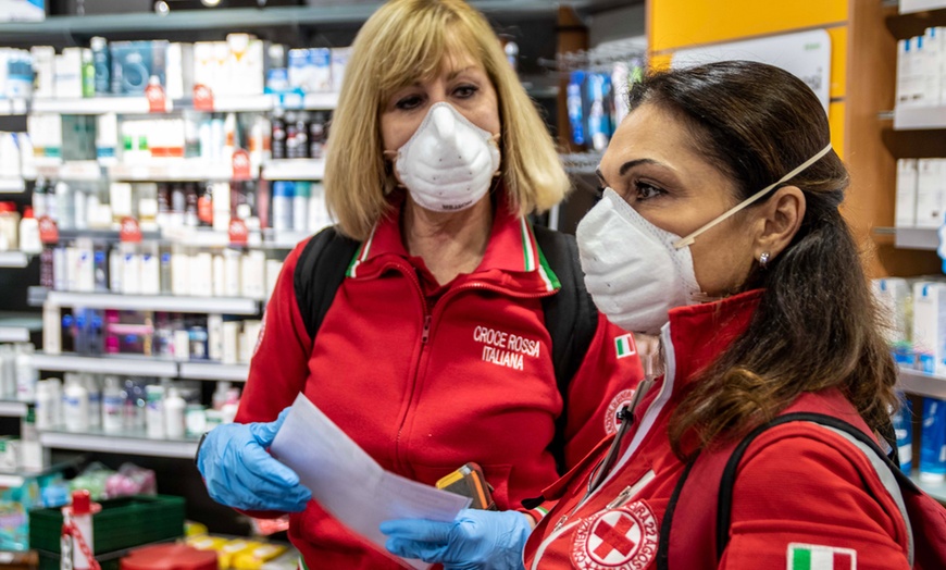 Image 2: Donazioni per la Croce Rossa Italiana