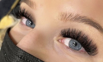Classic Eyelash Extensions - Bingo Lash Studio