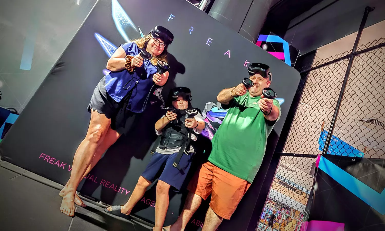 Play Arizona Sunshine, Ghost Patrol or Phenomena - Choose One Game!