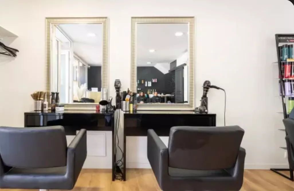 Jusqu'à 46% de remise sur Lissage brésilien chez Anais Coiffure