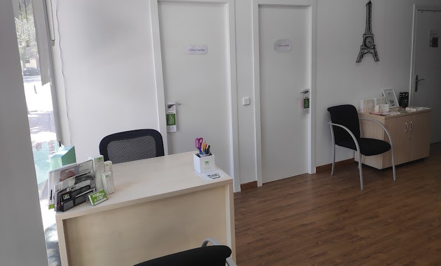 Image 5: Masaje corporal a elegir de 45 minutos con 15 minutos de masaje Kobido