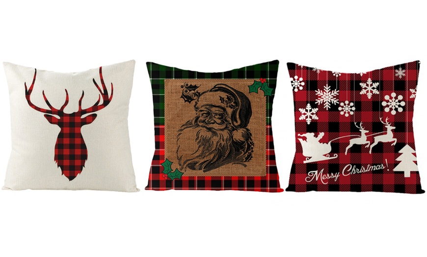 Image 26: Christmas Cushion Cover