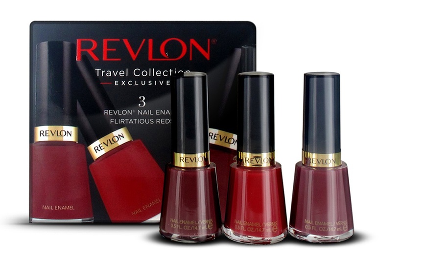 Image 3: Revlon Cosmetics Sets