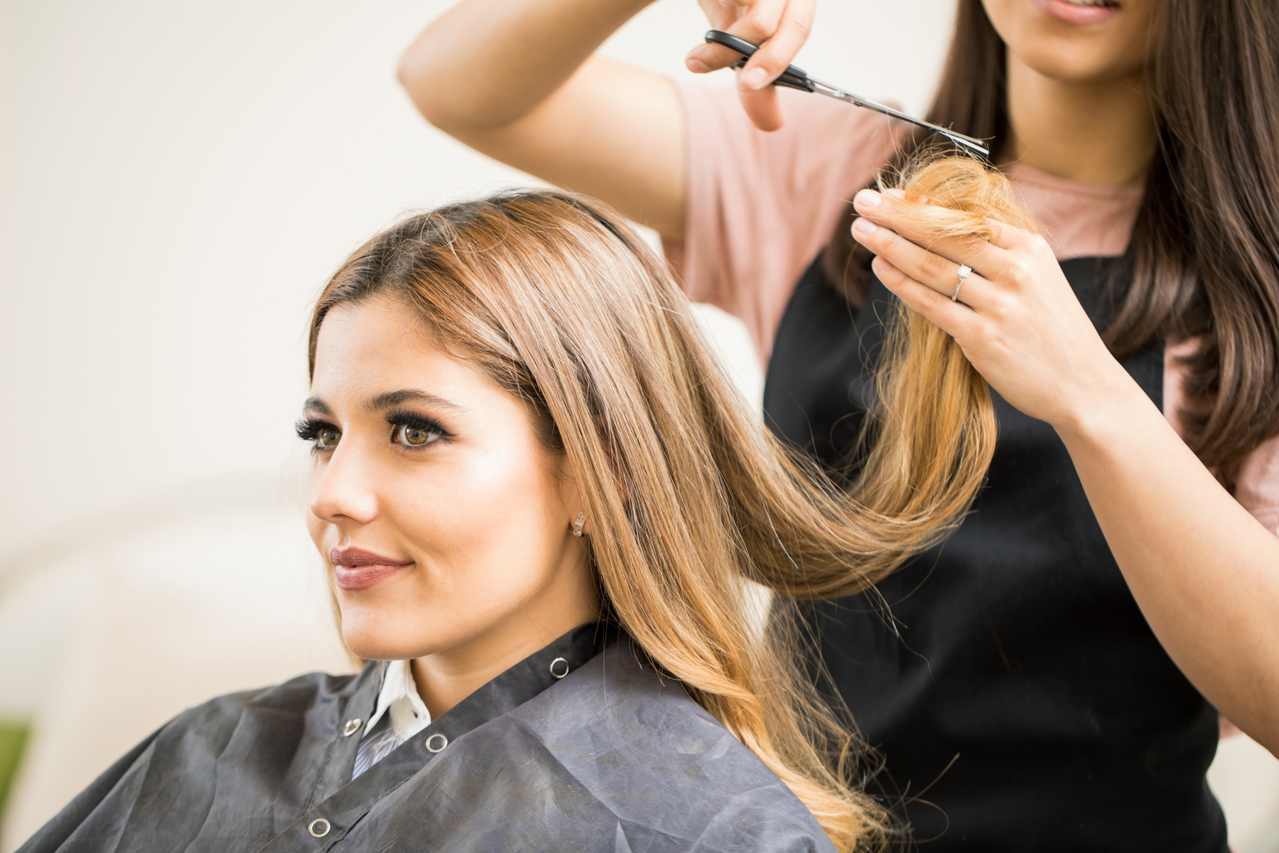 Experience Spring Style Beauty's expert haircuts and blow drying sessions for men and women with up to 54% off