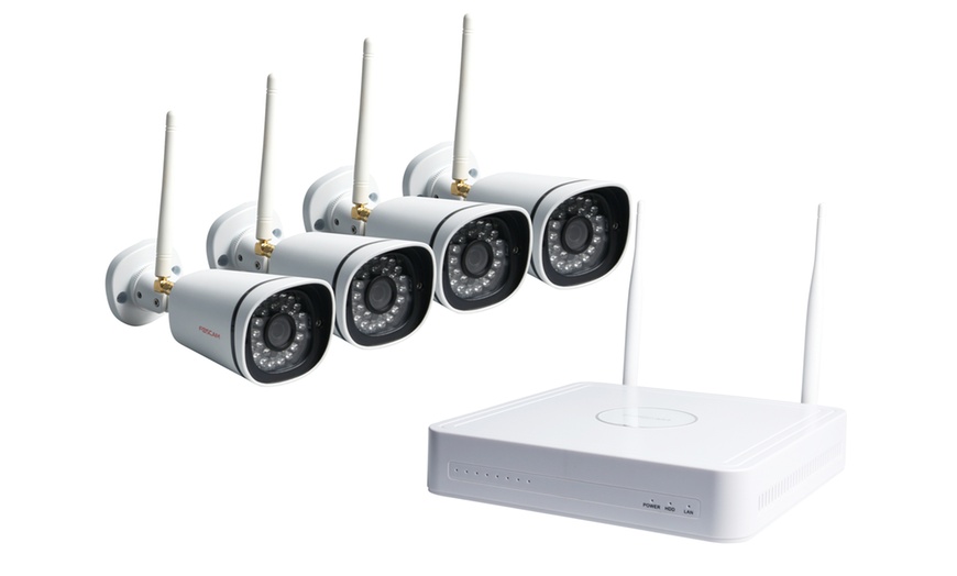 Image 2: Foscam 4-Camera Security System