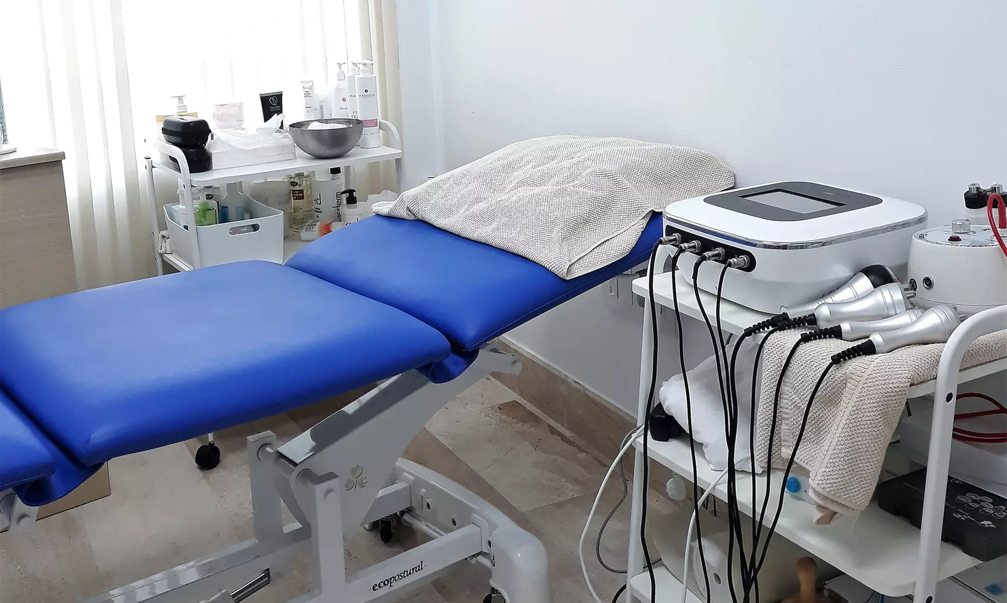 Masaje relajante a elegir en Asistencia Médica La Rosaleda