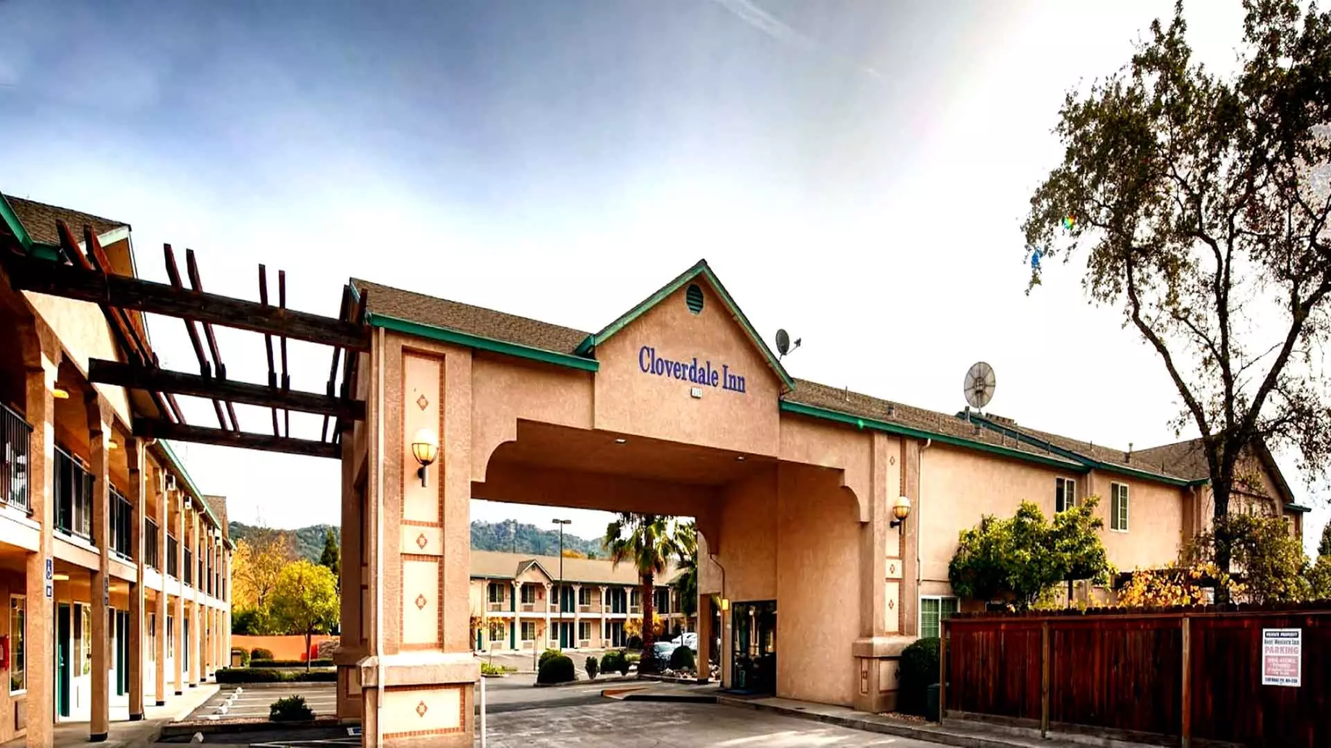 Hotel Stay with a bottle of wine per stay at Cloverdale Wine Country Inn & Suites, CA - Primary Image