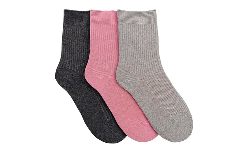 Image 4: Women's Assorted Socks