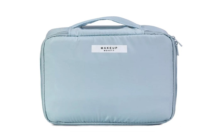 Image 4: Portable Makeup Toiletry Bag