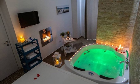 Day Spa di coppia con Prosecco, vino o menu di pizza da Stabiae Luxury Room Spa (sconto fino a 38%)