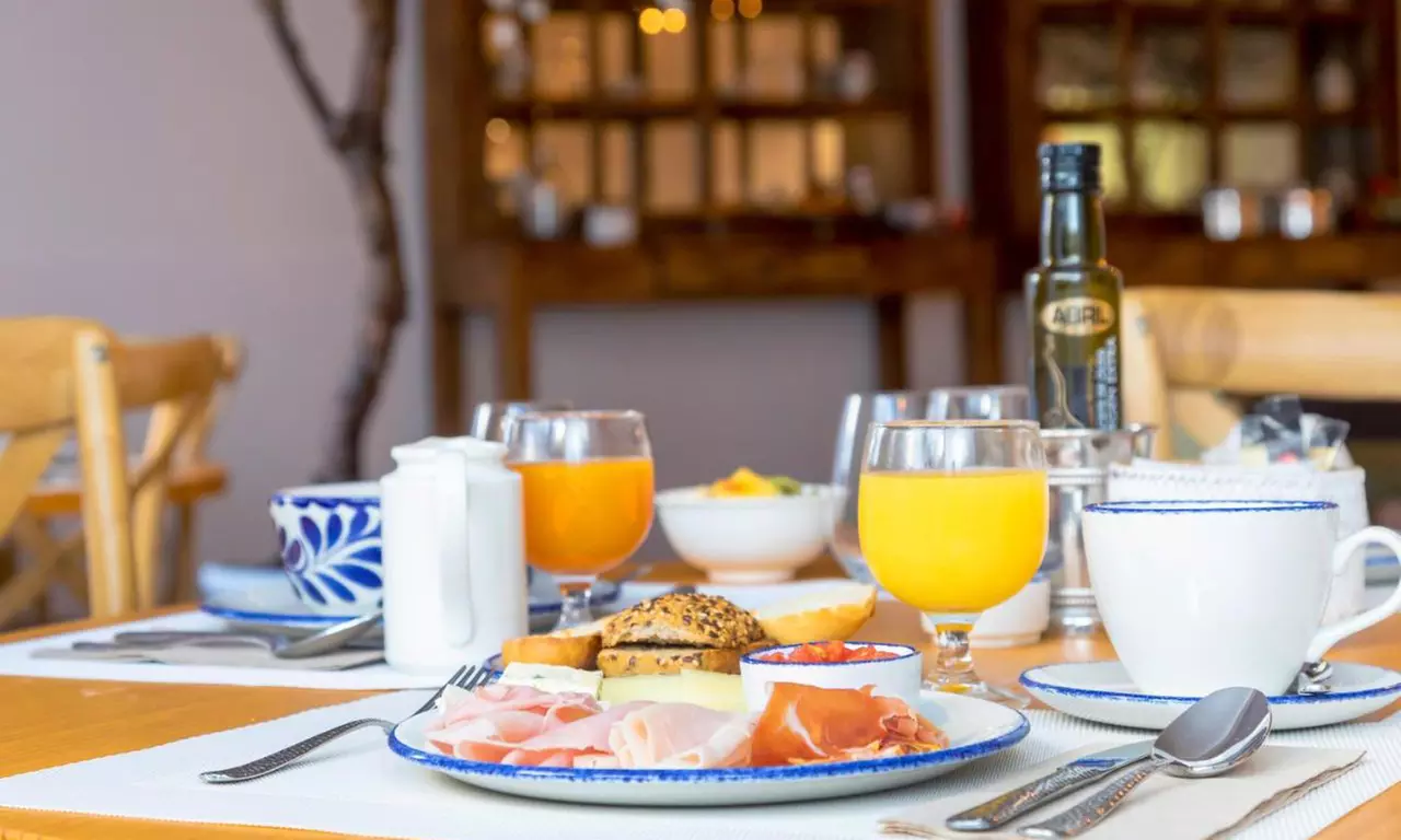 ✈ Ibiza, Estate 2026: Volo diretto più 7 notti in hotel