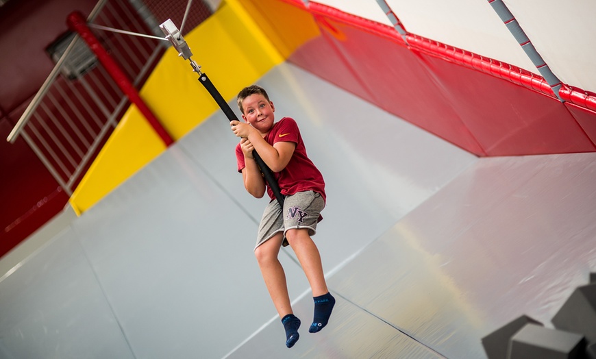 Image 7: Skocz do dobrej zabawy! Wejście do parku trampolin dla 1,5 lub 6 osób
